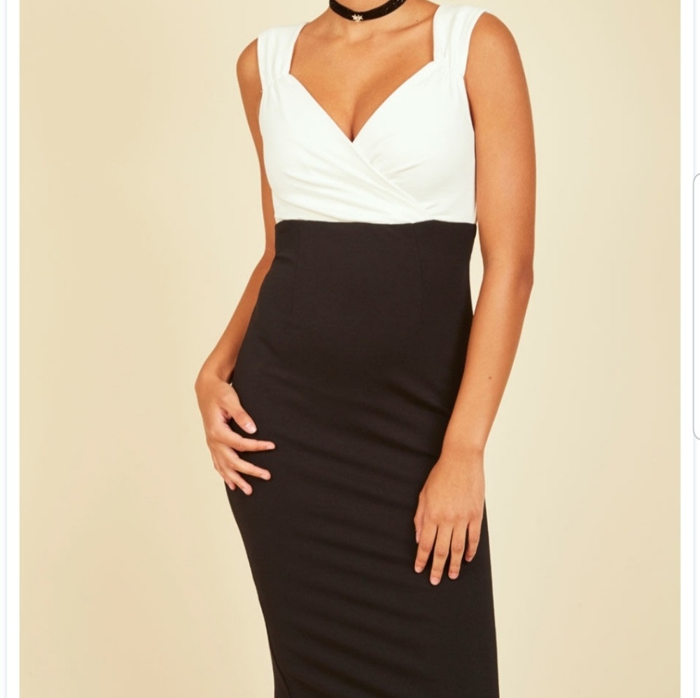 Lady Love Song Sheath Dress